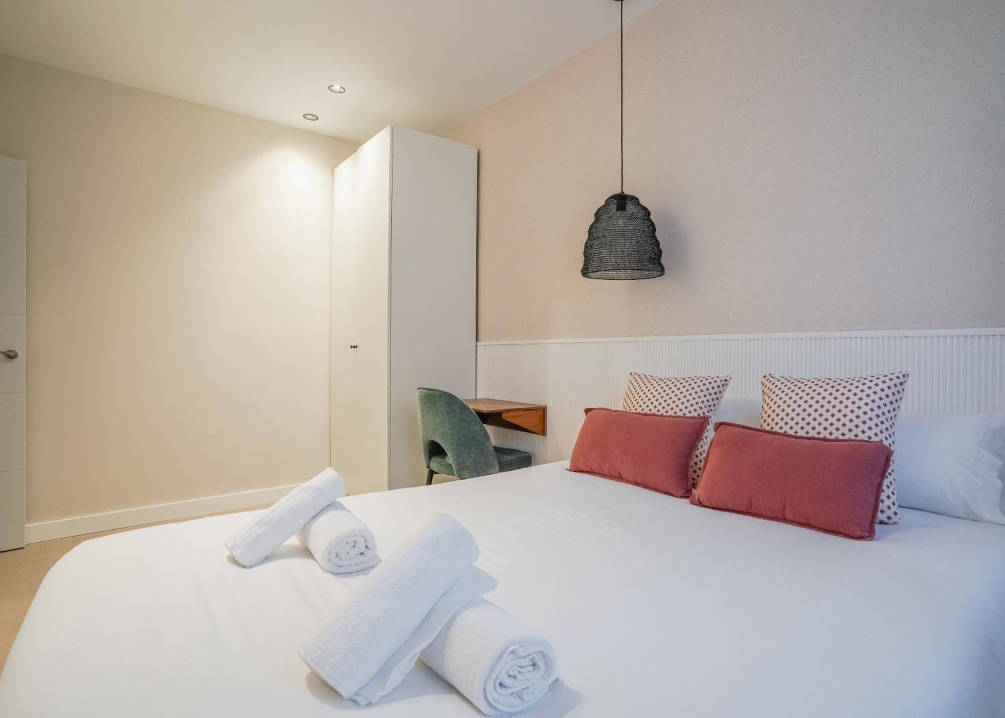 Modern Apartment-2Bedrooms 1Bath-Cuatro Caminos Madrid Luaran gambar